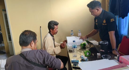 Supriono Laporkan Dugaan Penggelapan Sertifikat Hak Milik Tanah Miliknya Ke Polres Tanggamus
