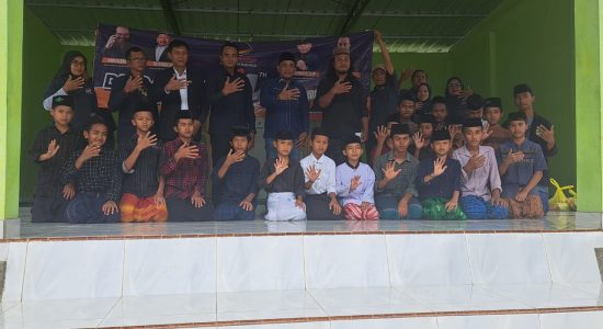 HUT Partai NasDem Ke-14, DPD Partai NasDem Tanggamus Beri Santunan dan Bagi Sembako