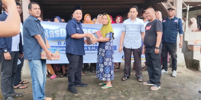 NasDem Peduli Berikan Bantuan di Pekon Gunung Doh BNS